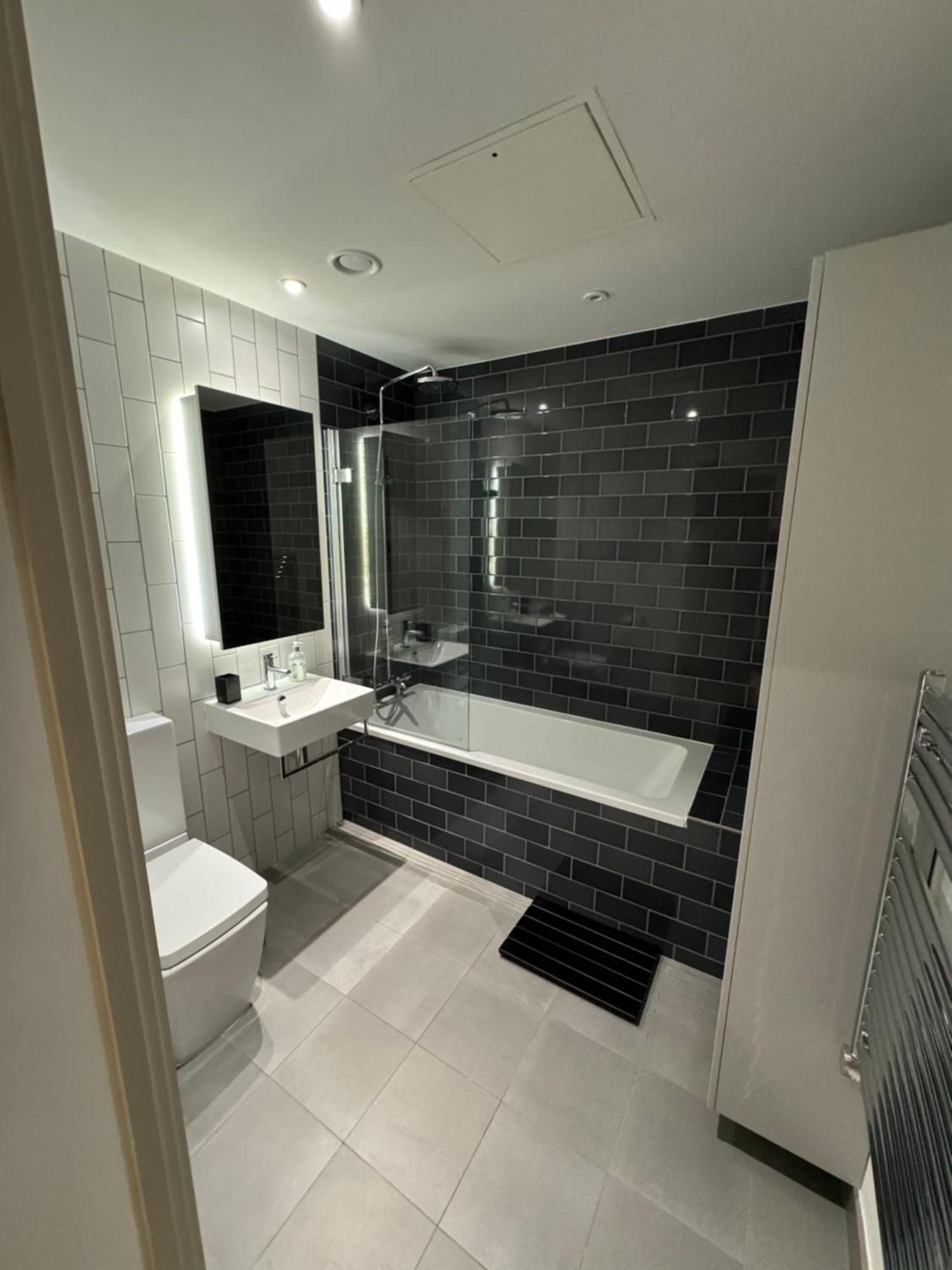 לונדון Riverside Suites And Apartments מראה חיצוני תמונה